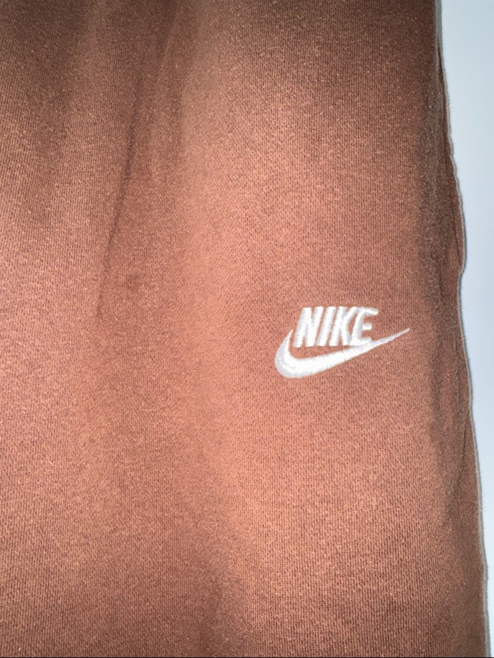 Nike Men’s Brown Fleece Joggers with White Logo size XL - Picture 3 of 6